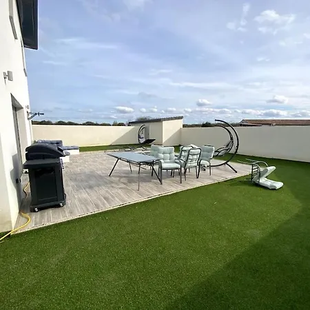 Avec Piscine